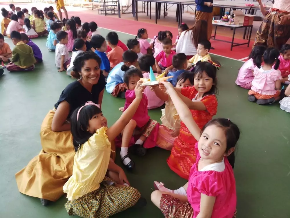 BFITS Thailand teacher with a class of students