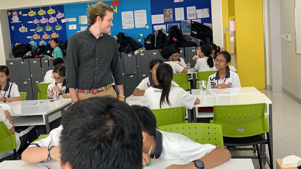 BFITS Thailand teacher with class 