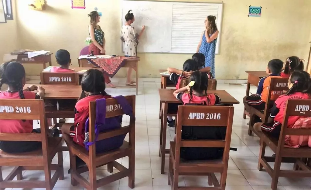 Lessons with ESL school kids in Indonesia