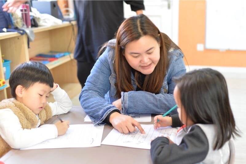 Shella Chua, Filipino Teacher in China