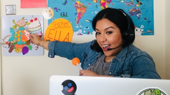 Online English teacher Mari teaches with GoGoKid