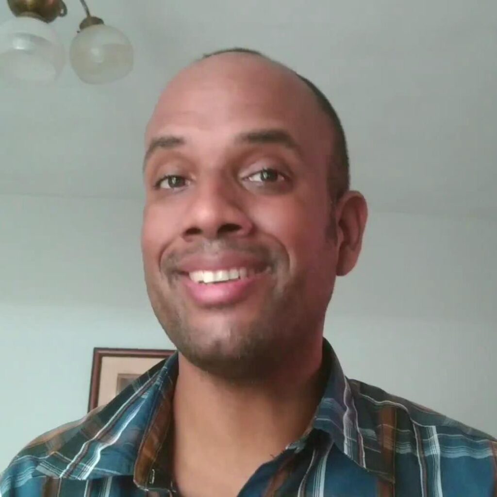 ESL teacher from Trinidad and Tobago teaches Business English online