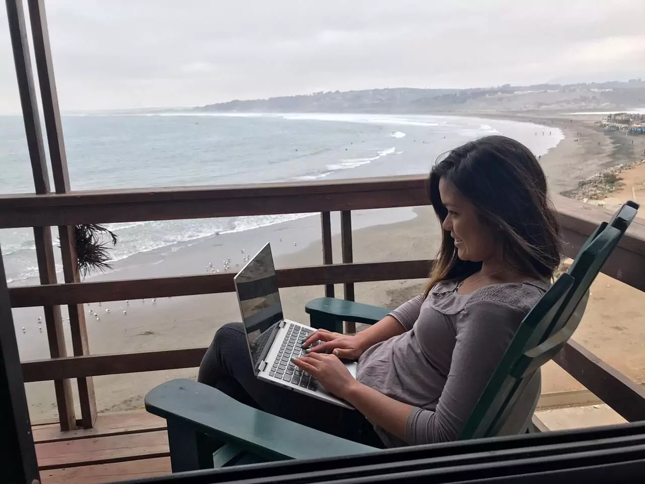 teach English online in Chile