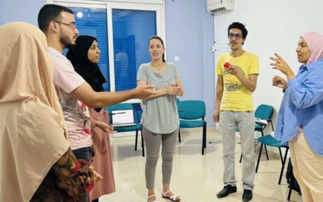 Teaching Suprasegmentals in the ESL Classroom: Stress, Rhythm, and Intonation
