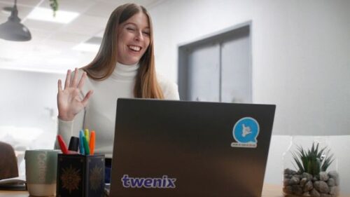 teach English online with Twenix