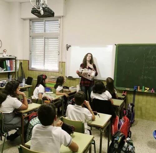 English teacher in Madrid