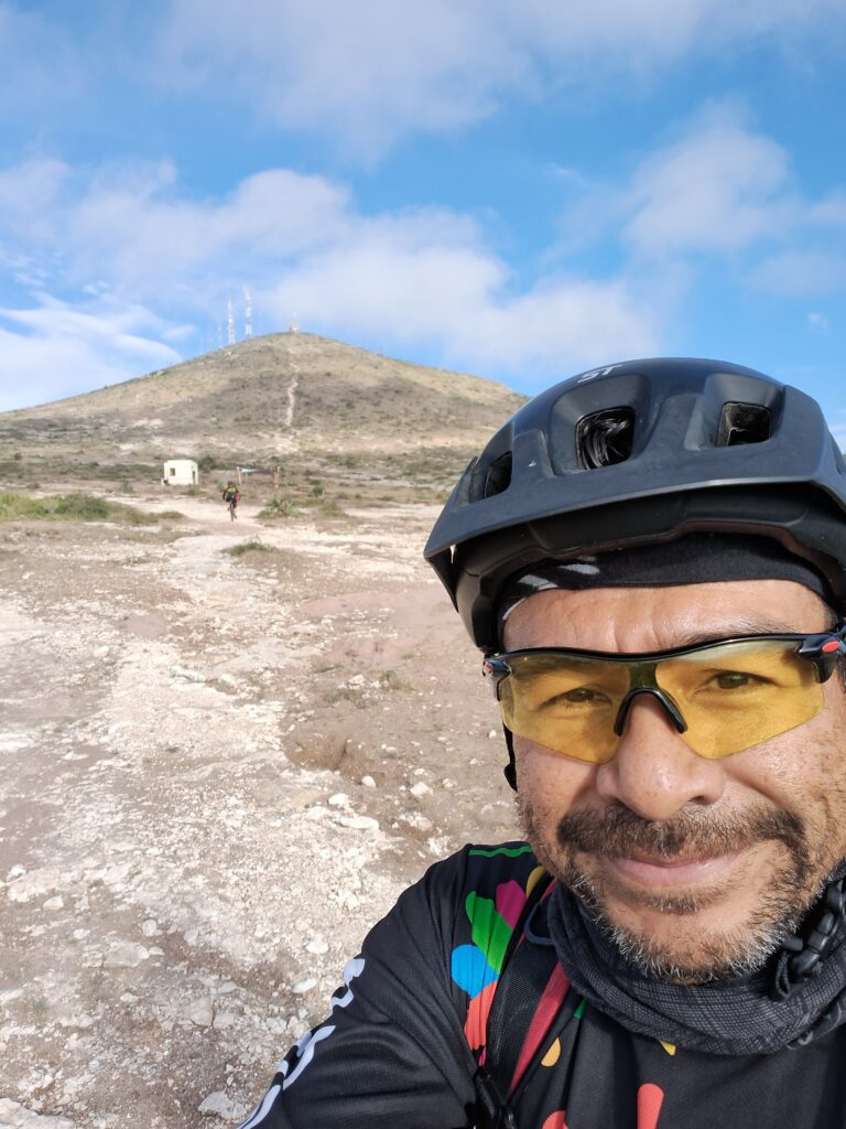 Ruben taking a selfie on a bike ride.