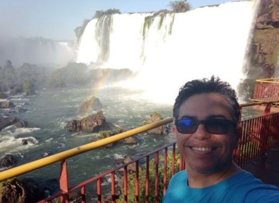 Bridge alum, Johan,  visiting Iguaçu Falls in Brazil