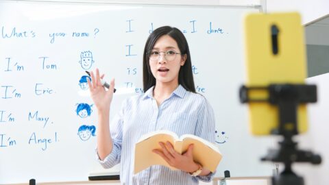 27 Best Digital Tools for Online English Teachers - BridgeUniverse ...