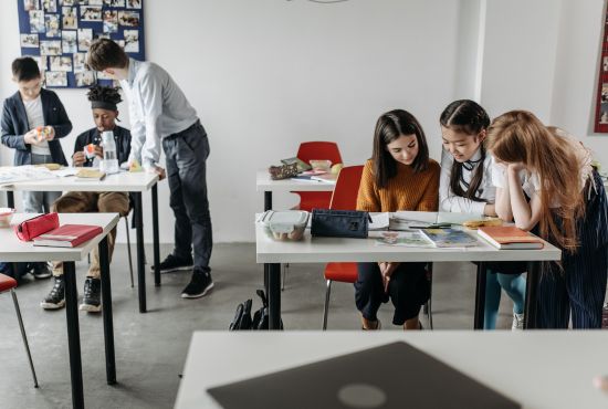 students in a CLIL classroom working in stations