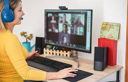 Teaching English Online to Groups