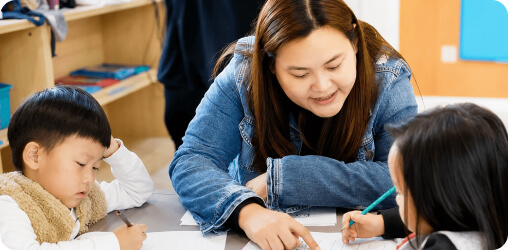 Certified TEFL teacher continuing training for online classrooms